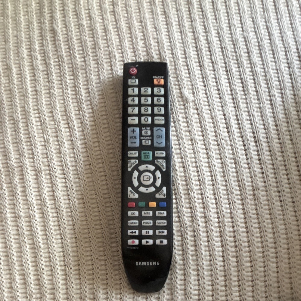 Genuine Samsung BN59-00673A TV Remote Control LN46A580 HL56A650 HL61A650